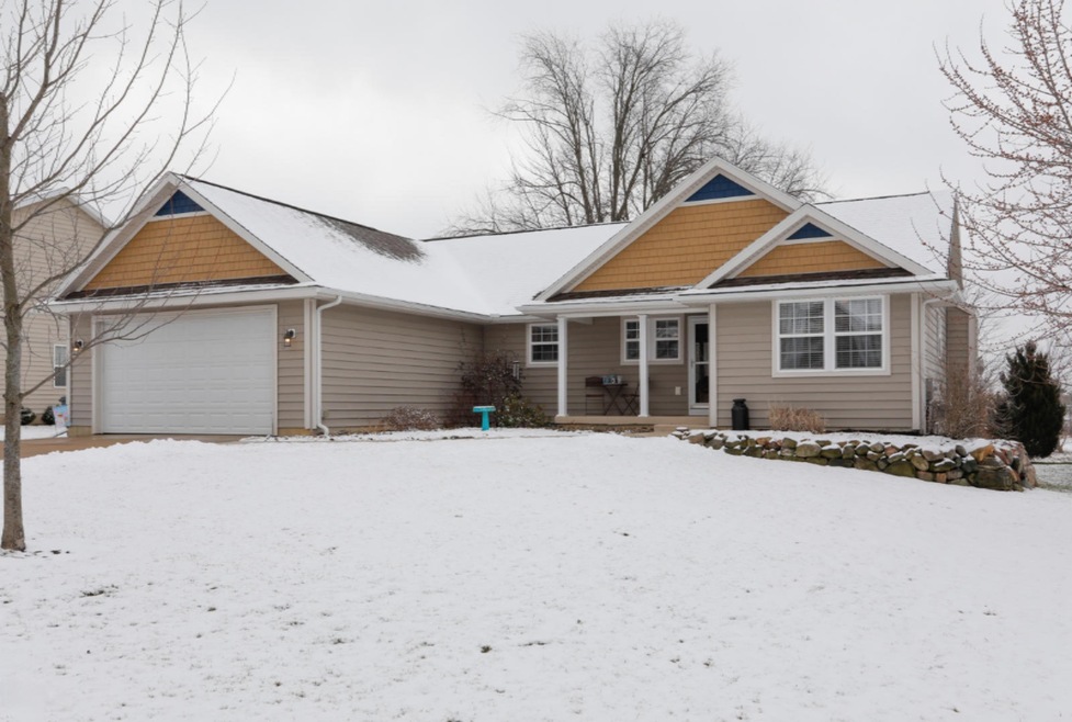 6635 Bela Ave-101
