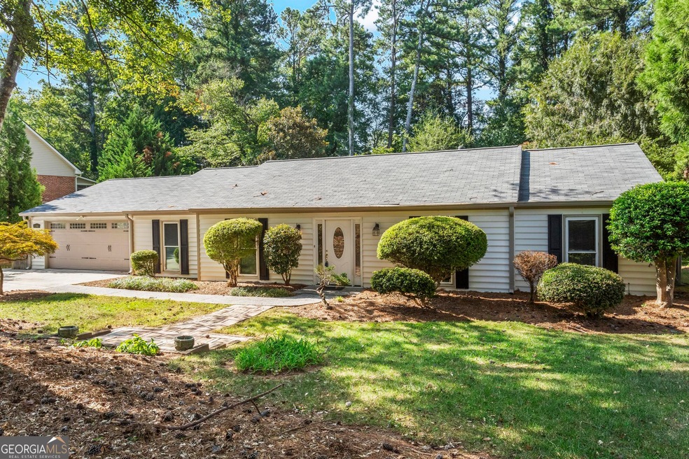 2140 Wenlok Trail NE, Marietta, GA 30066 - photo 1