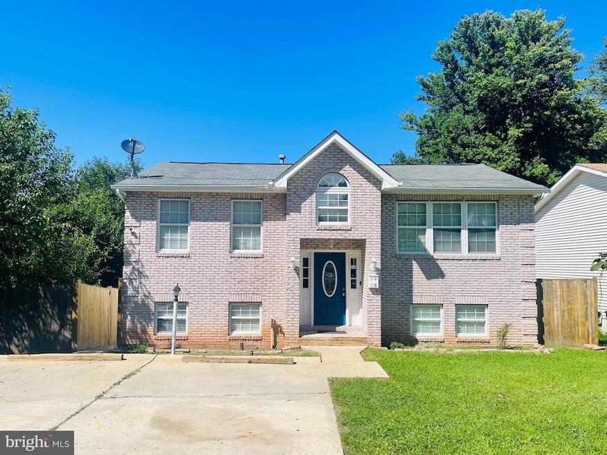 7010 E Chesapeake St, Hyattsville, MD 20785 - photo 1