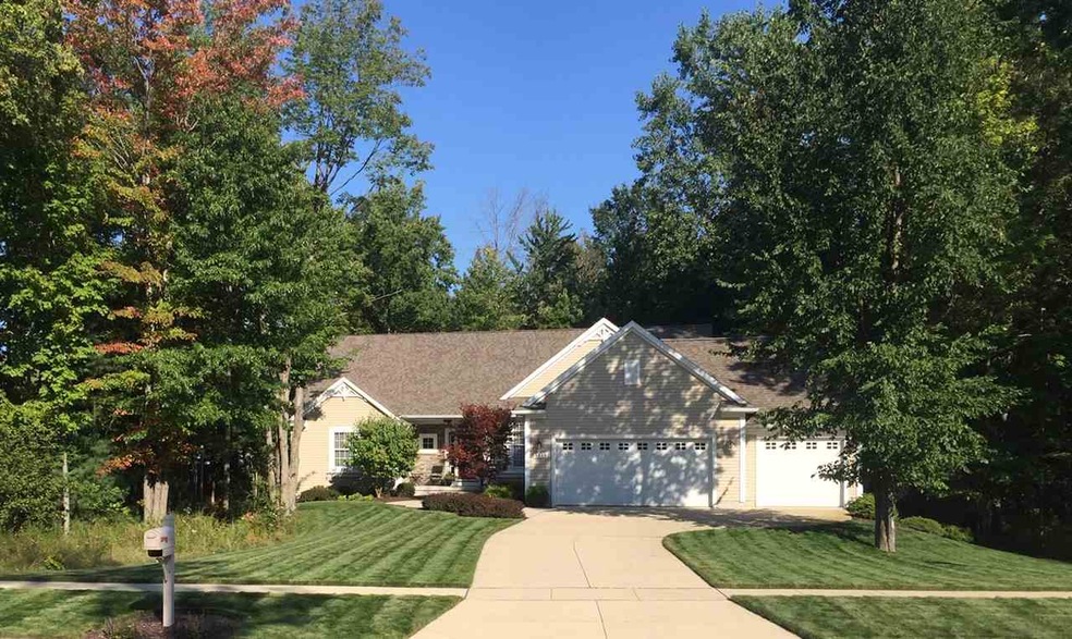 3908 Aspen Way, Midland, MI 48642 - photo 1