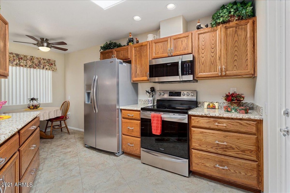 11018 W Thunderbird Blvd, Sun City, AZ 85351 - photo 1