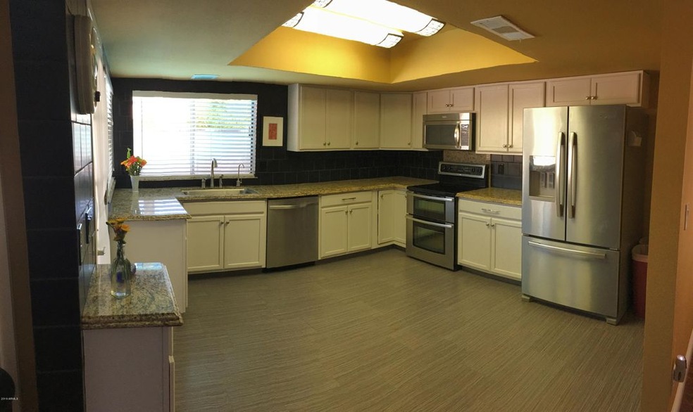 1700 W Summit Place, Chandler, AZ 85224 - photo 1