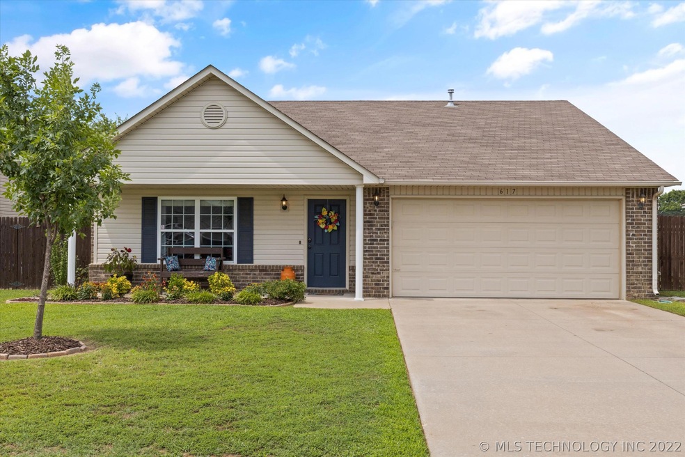 617 E 147th St S, Glenpool, OK 74033 - photo 1