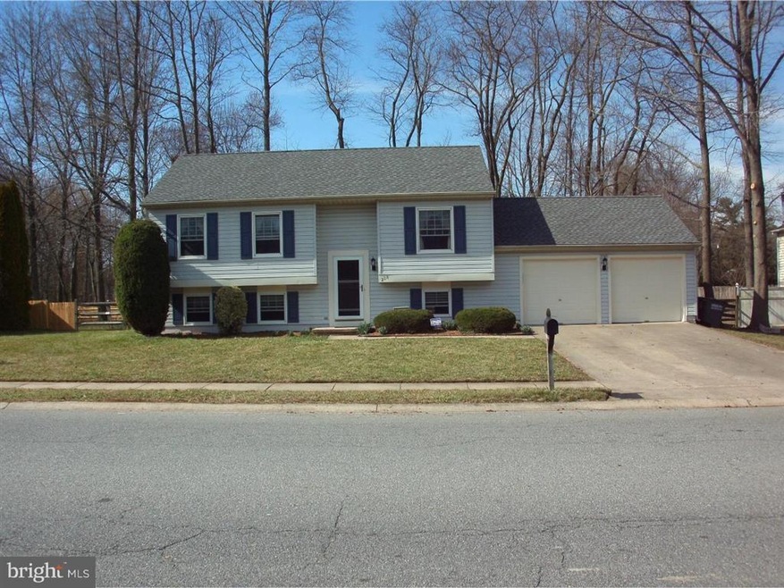 208 Laramie Dr, Bear, DE 19701 - photo 1