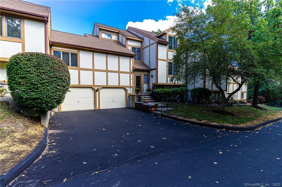 690 Forest Rd unit 432, West Haven, CT 06516 - photo 1