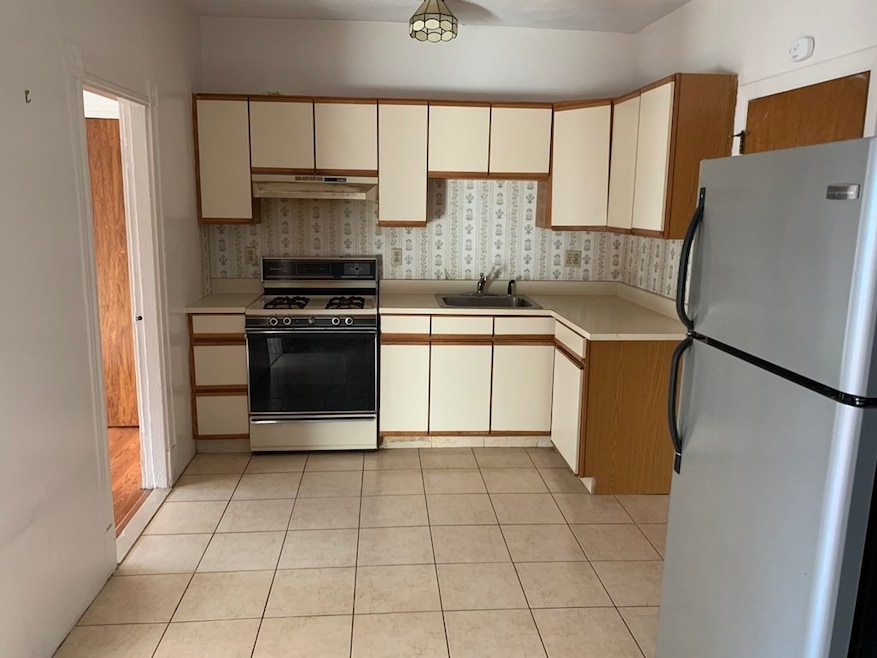 16 Fleet St unit 3, Boston, MA 02113 - photo 1