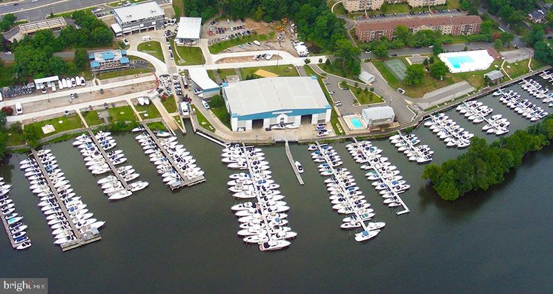 12531 Poplar Ln, Woodbridge, VA 22192 - photo 1