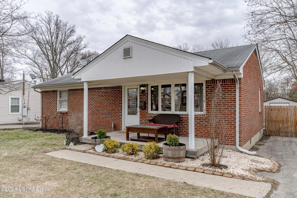 7121 Sky Blue Ave-06941