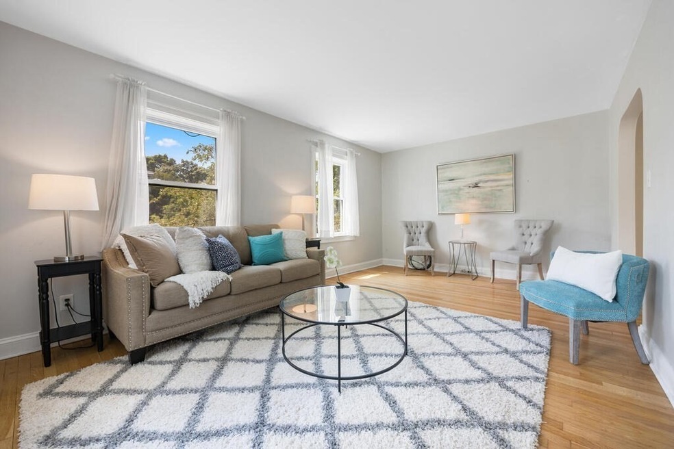 Cambridge Court unit L2A, Cambridge, MA 02139 - photo 1