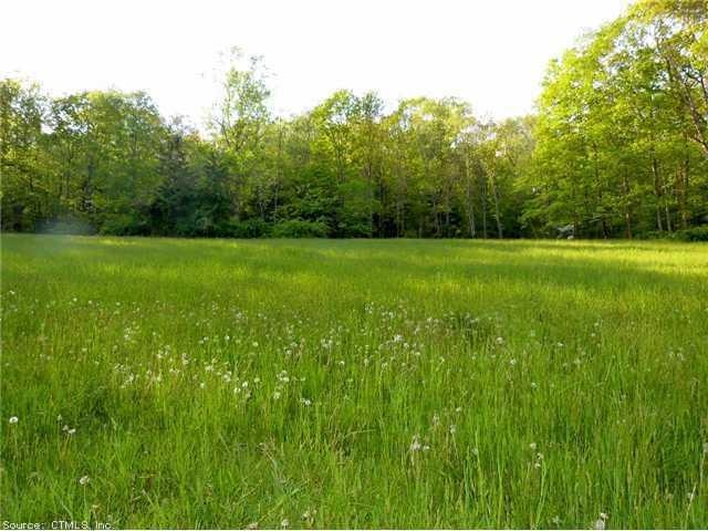 610 County Rd, Guilford, CT 06437 - photo 1
