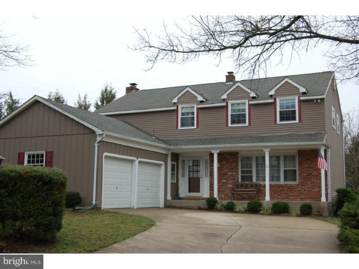 702 Cornwallis Dr, Mount Laurel, NJ 08054 - photo 1