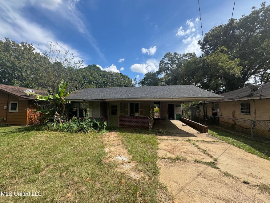 4326 Sunset Dr, Jackson, MS 39213 - photo 1