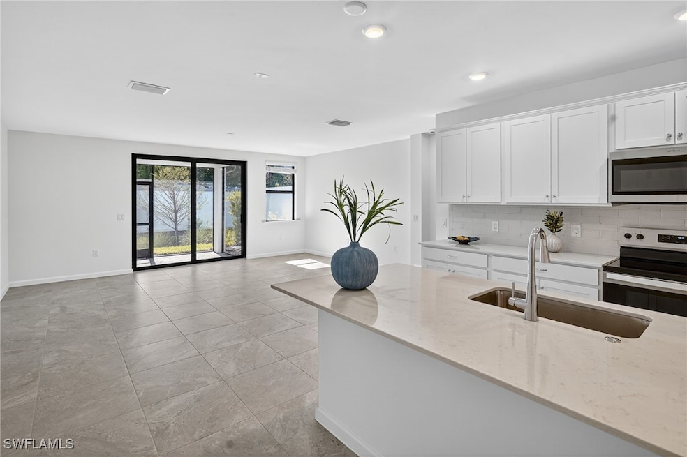 27823 Solis Grande Dr, Bonita Springs, FL 34135 - photo 1