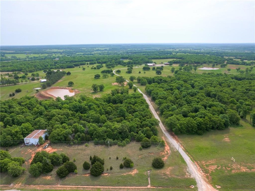 0 00000412n03e200700 unit 1008784, Meeker, OK 74855 - photo 1