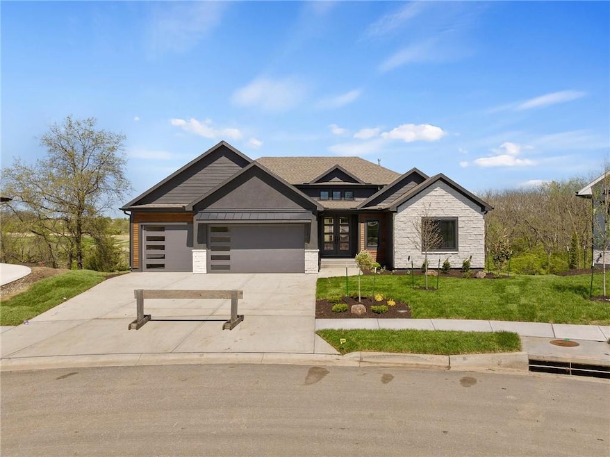 1410 Kintyre Ct, Raymore, MO 64083 - photo 1