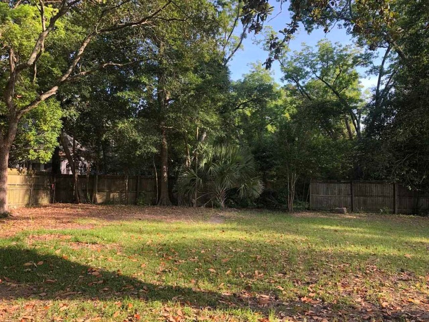 W Pine St, Fitzgerald, GA 31750 - photo 1