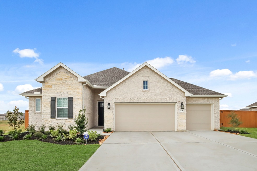 1101 Imperial Ranch Way, Dayton, TX 77535 - photo 1