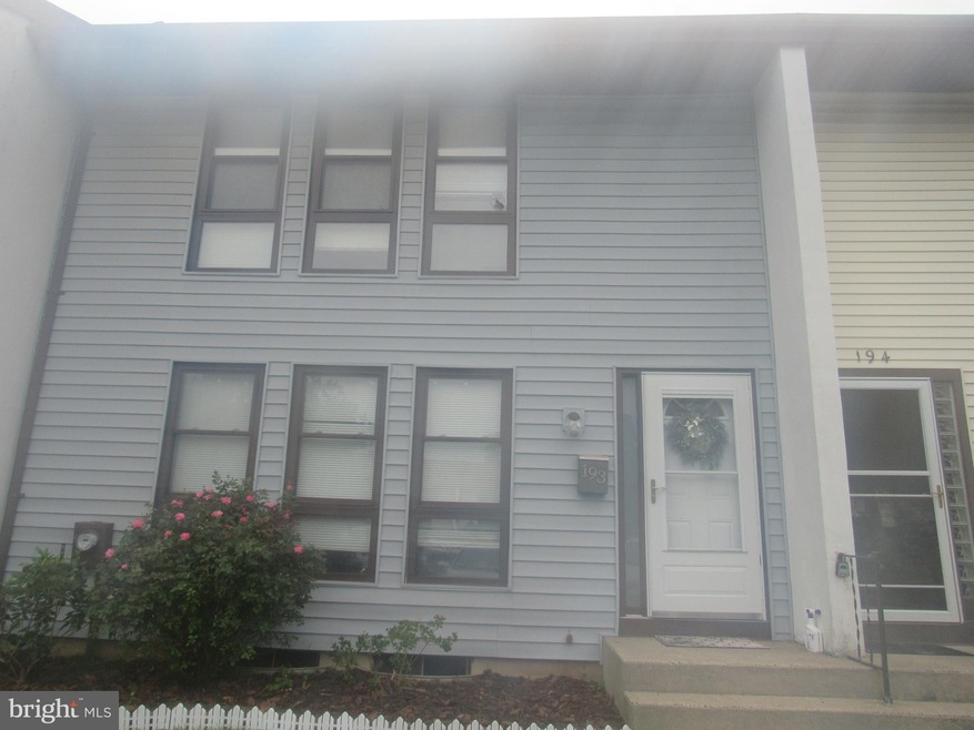 193 Canterbury Ct, East Windsor, NJ 08520 - photo 1