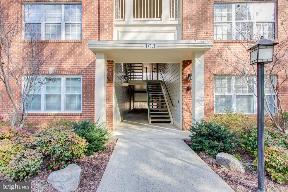 103 Timberbrook Ln unit 304, Gaithersburg, MD 20878 - photo 1