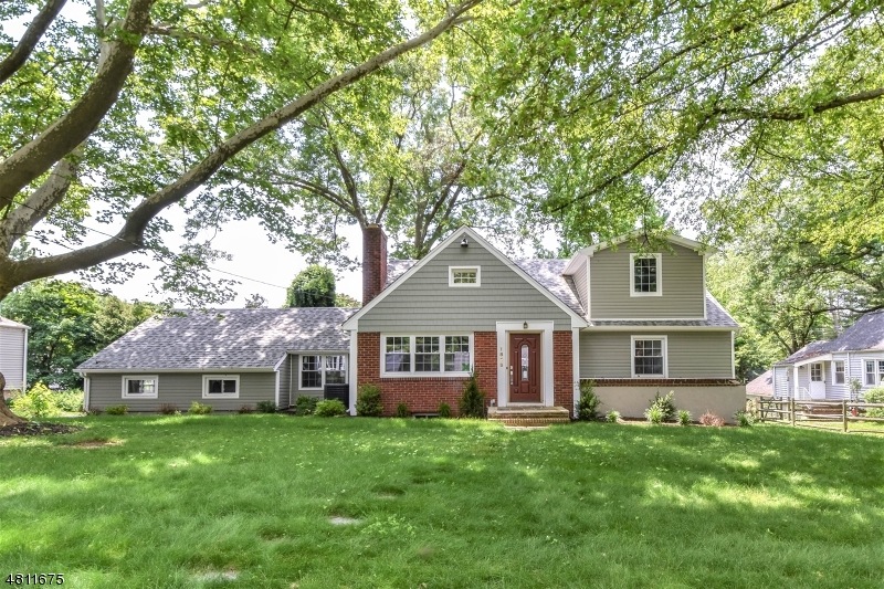 1858 Quimby Ln, Scotch Plains, NJ 07076 - photo 1