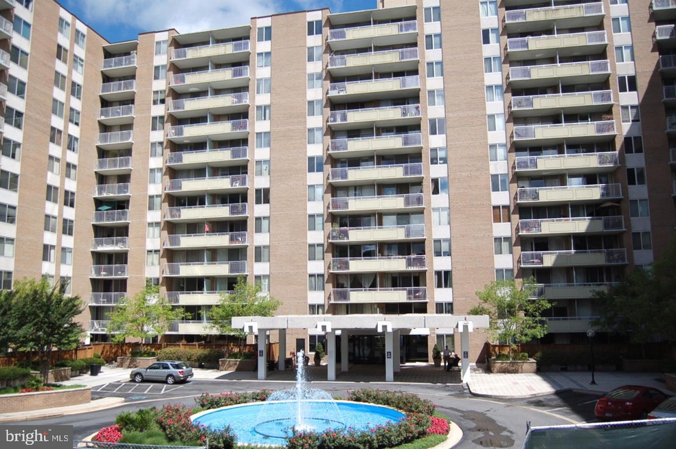 Van Ness North unit 1505, Washington, DC 20008 - photo 1