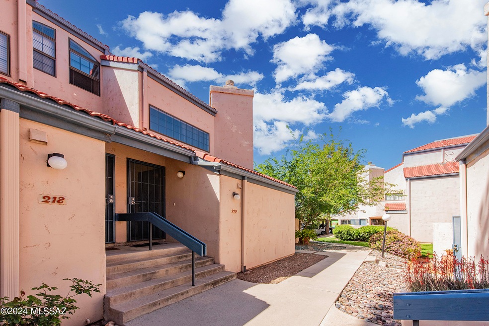 4281 N River Grove #219