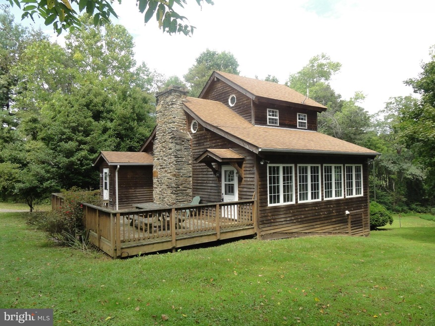 18370 Silcott Springs Rd, Purcellville, VA 20132 - photo 1