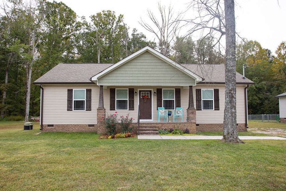 262 Forrestwood Dr, Manchester, TN 37355 - photo 1