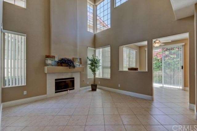 Living room with fireplace