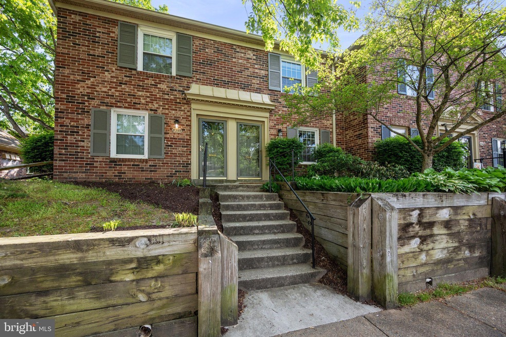 8357 Dunham Ct unit 608, Springfield, VA 22152 - photo 1