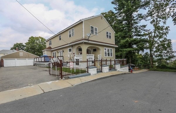 24 Hilltop Ave, Lawrence, MA 01841 - photo 1