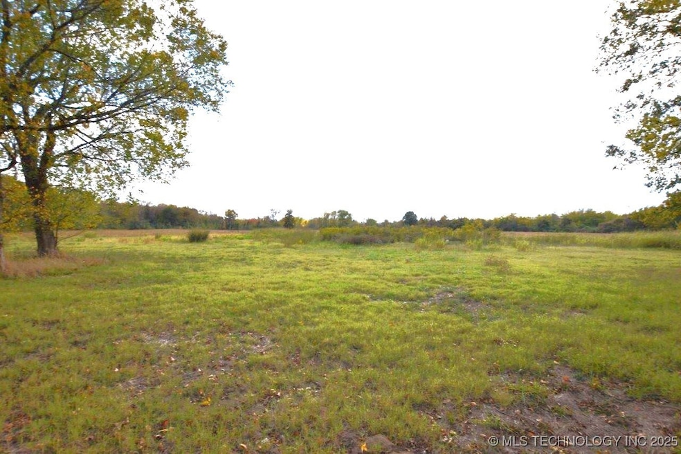 514 SW 3rd St, Spiro, OK 74959 - photo 1