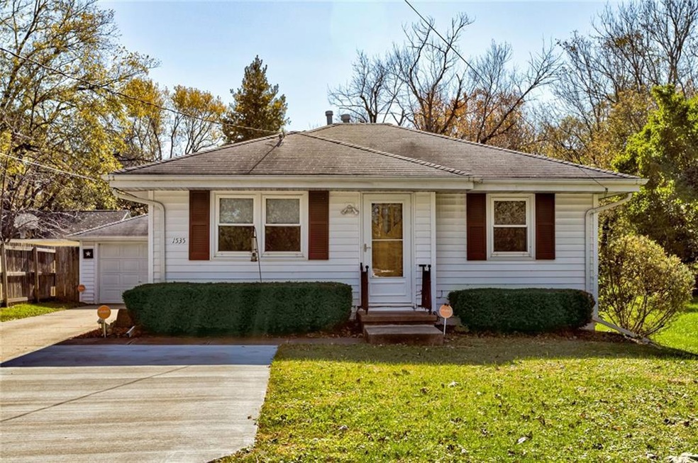 1535 Evergreen Ave, Des Moines, IA 50320 - photo 1