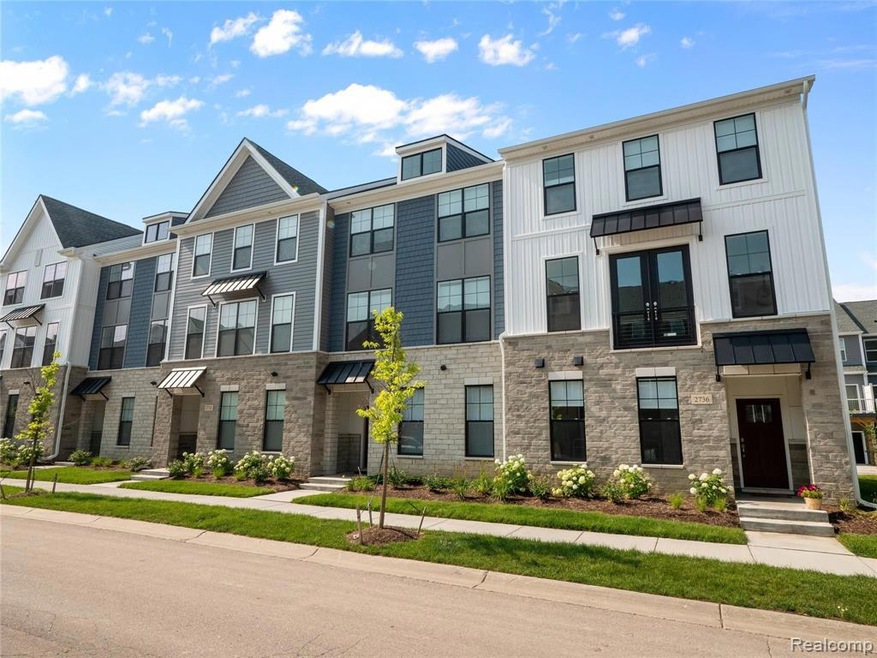 MI_North Oaks_Towns_Exteriors 1.jpg