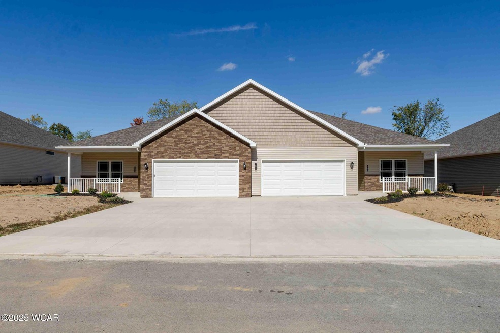 152 Chestnut Ln, Bluffton, OH 45817 - photo 1