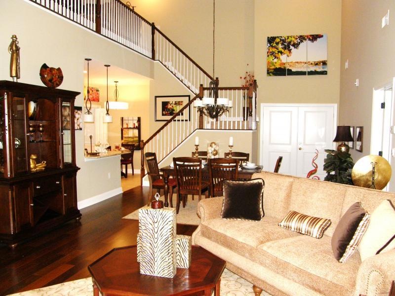 5305 Burwood Rd, Clifton, NJ 07013 - photo 1