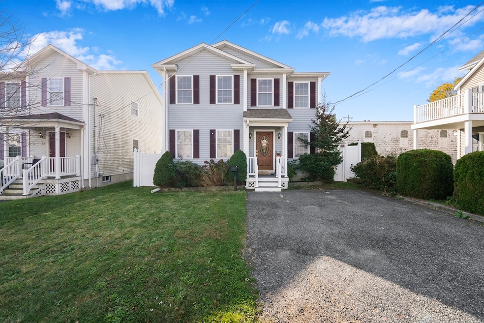 Pending $480,000 • Co-Listing Agent