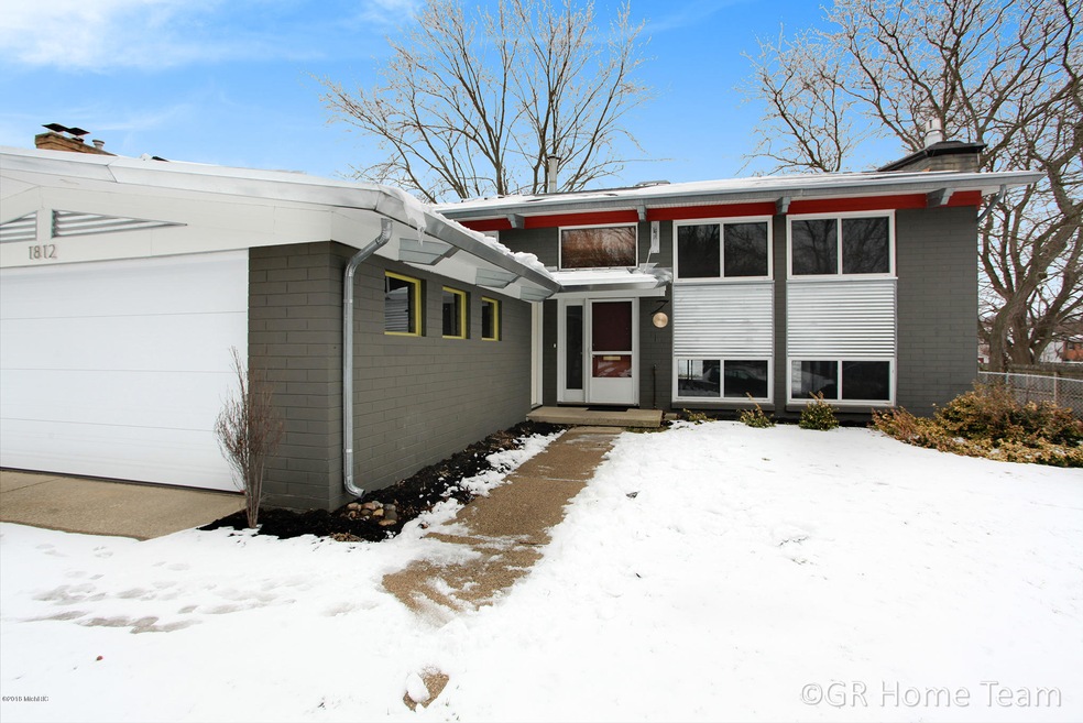 1812 Onaway Drive