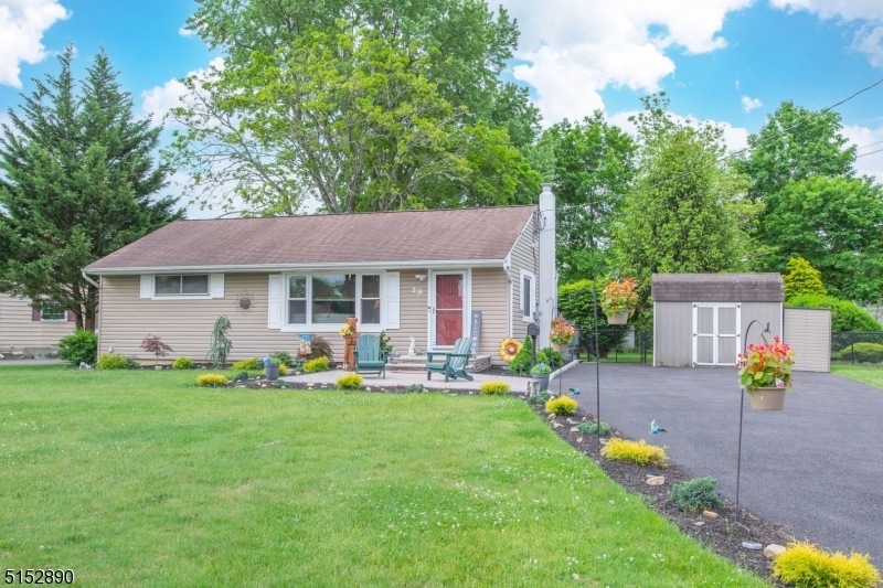 38 Morgan Dr, Succasunna, NJ 07876 - photo 1