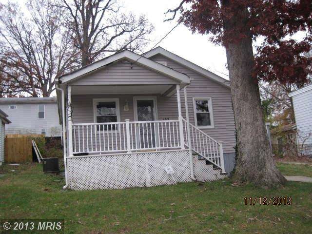 6721 Clinglog St, Capitol Heights, MD 20743 - photo 1