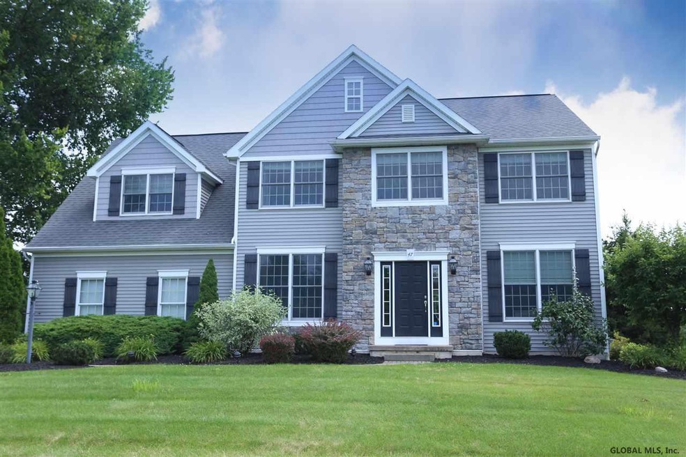 47 Candlewood Dr, Ballston Lake, NY 12019 - photo 1