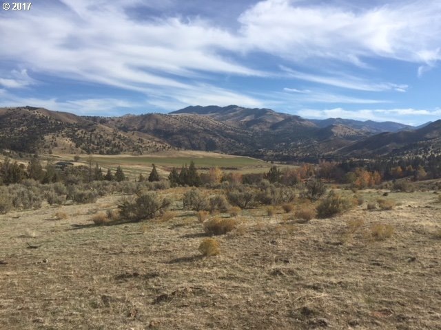 0 Sagebrush Ln unit 17674998, Dayville, OR 97825 - photo 1