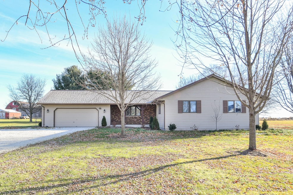 N5466 120 Hwy, Lyons, WI 53105 - photo 1