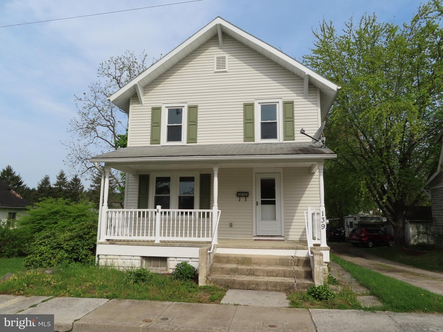 139 Boyer St, Littlestown, PA 17340 - photo 1