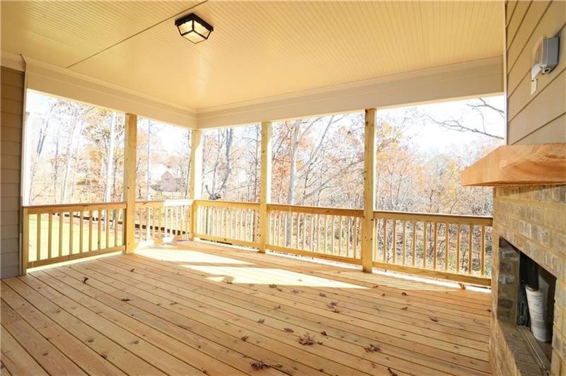 6620 Blue Cove Dr, Flowery Branch, GA 30542 - photo 1