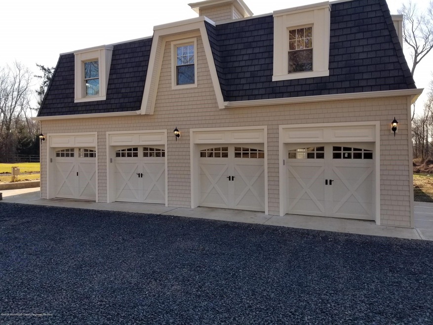 489B Sycamore Avenue