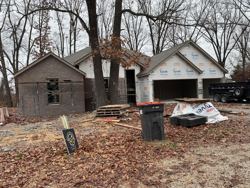 1407 Nottingham Dr, Cassville, MO 65625 - photo 1