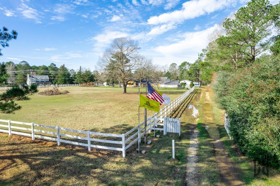 5+ Acre Ranch in Heflin