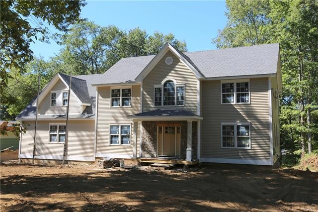 25 Summit Cir, Somers, NY 10589 - photo 1