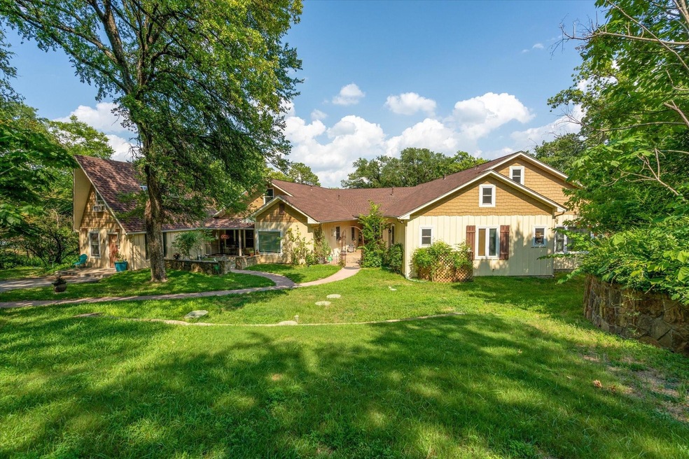 13550 Williams Rd, Azle, TX 76020 - photo 1